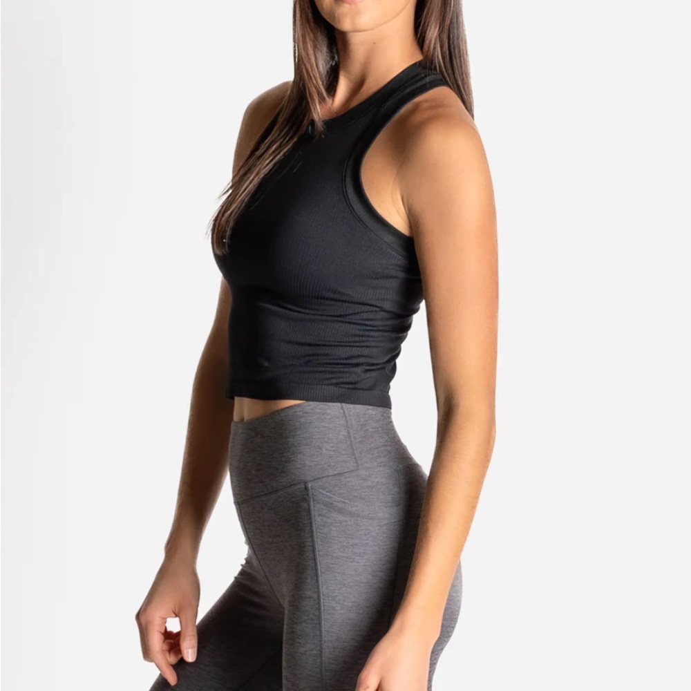 Bella Cropped Ribbed Tank - Picture 7 of 8